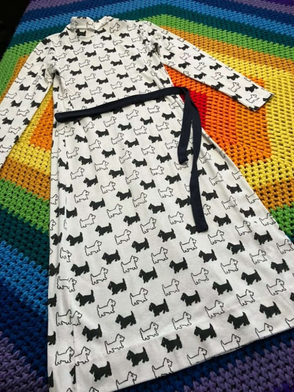 70s Vintage The Vested Gentress White Black Scottie Dog Novelty Print Midi Dress